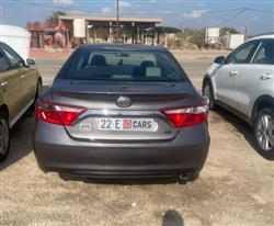 تۆیۆتا کامری